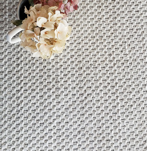 Clara Wool 250x350
